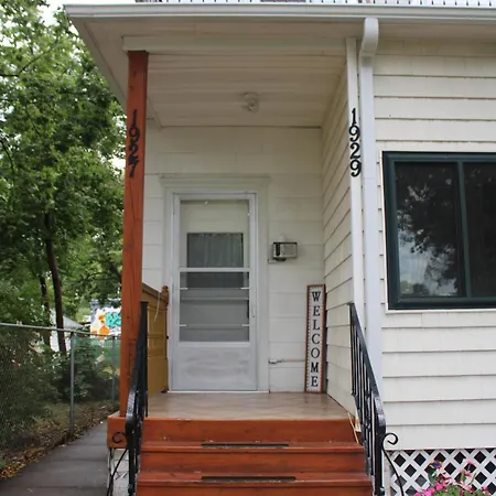 Victorian Home Near Downtown Minneapolis Exterior photo